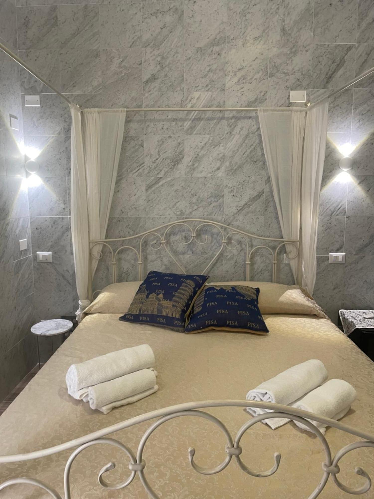 Bed and Breakfast Colombo Street Station Pisa Exterior foto